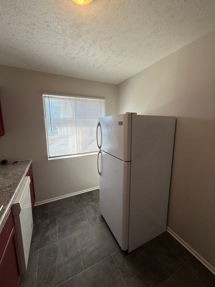 1332-1334 S 30th Ave - Photo 7 of 7