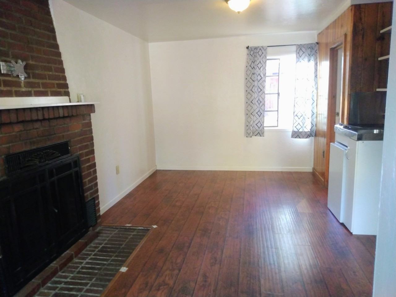 3151 Sacramento Avenue - Photo 2 of 7