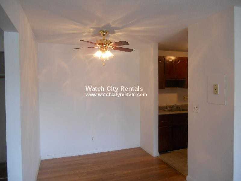 346 Lincoln St #4 - Photo 3 of 5