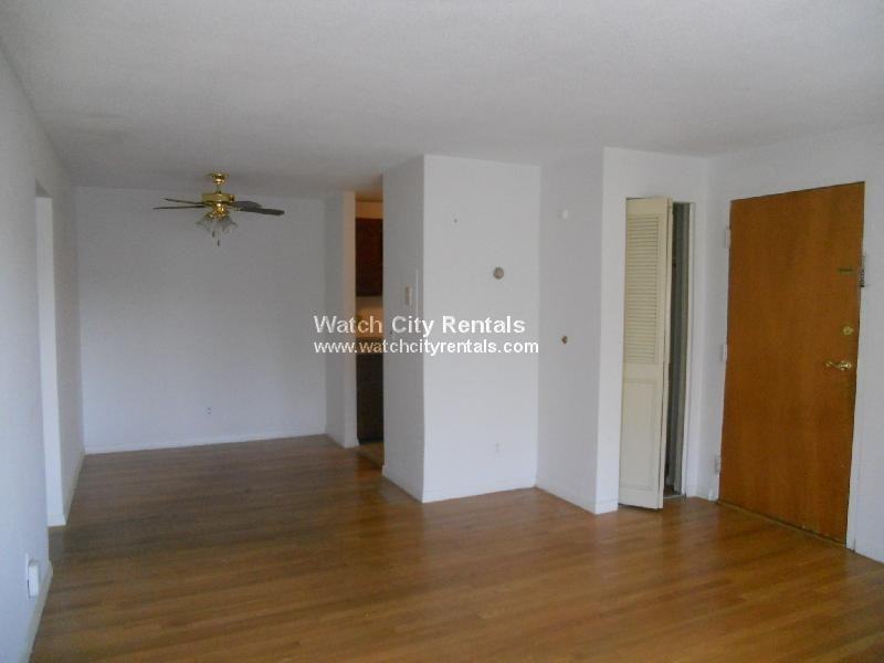 346 Lincoln St #4 - Photo 4 of 5