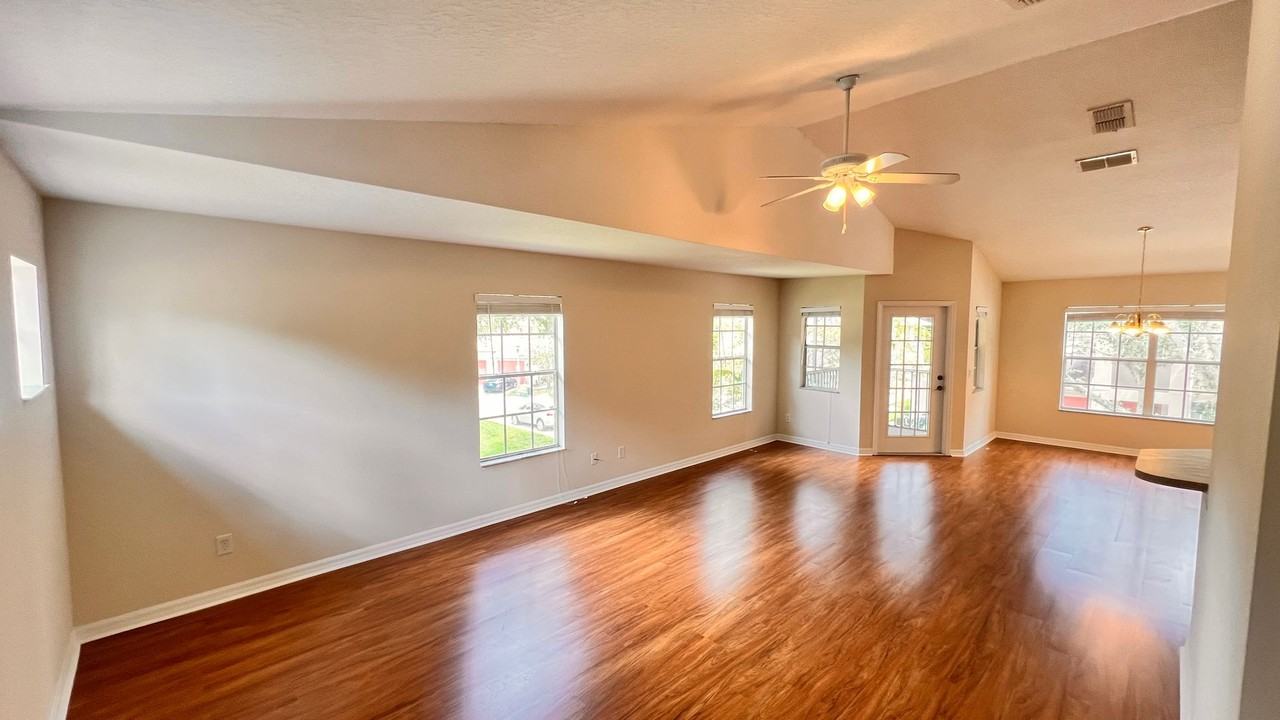 3658 Oakdale Circle #200 - Photo 6 of 38