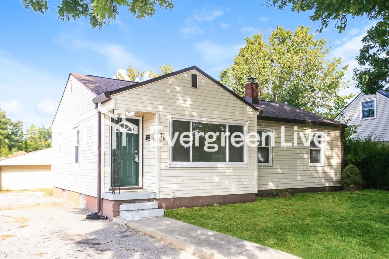 360 N 18th Ave - Photo 2 of 15