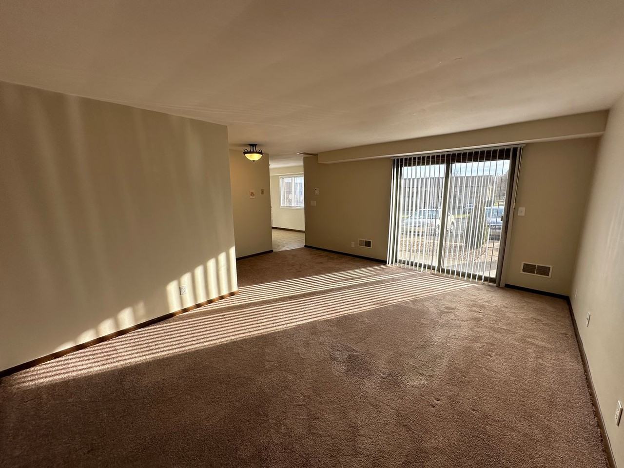 Country Club Garden Apartments - Photo 4 of 32