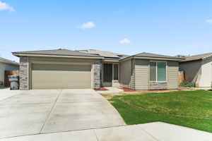 featured image of 1404 Berkshire Rd