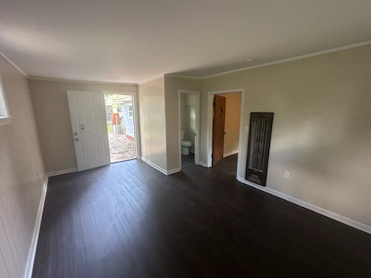 506 Oriole Dr - Photo 5 of 9