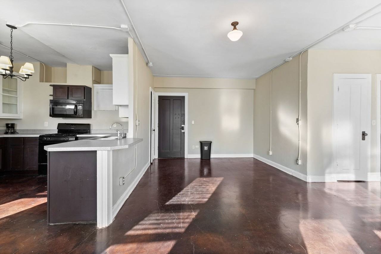 Penn Arts Apartments - Photo 3 of 14