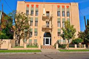 CCD - Country Club Dr. Apts. - Photo 1 of 1