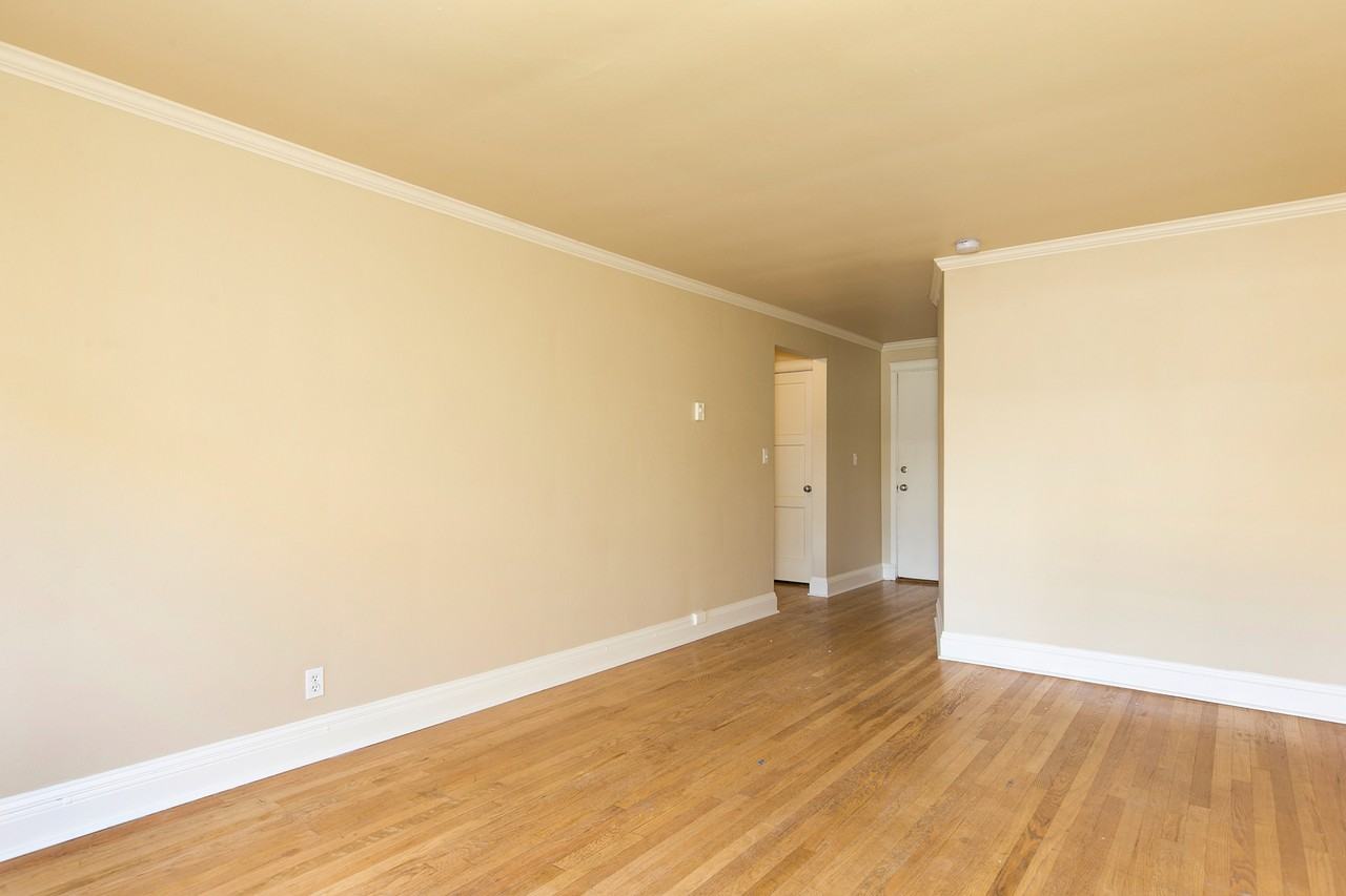 1205 Queen Anne Avenue North #106 - Photo 6 of 19