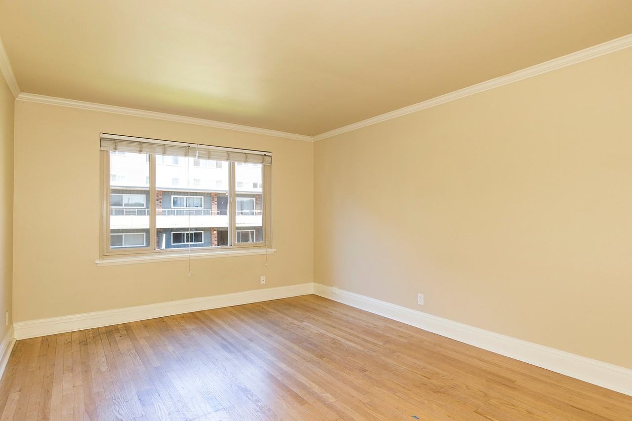 1205 Queen Anne Avenue North #106 - Photo 7 of 19