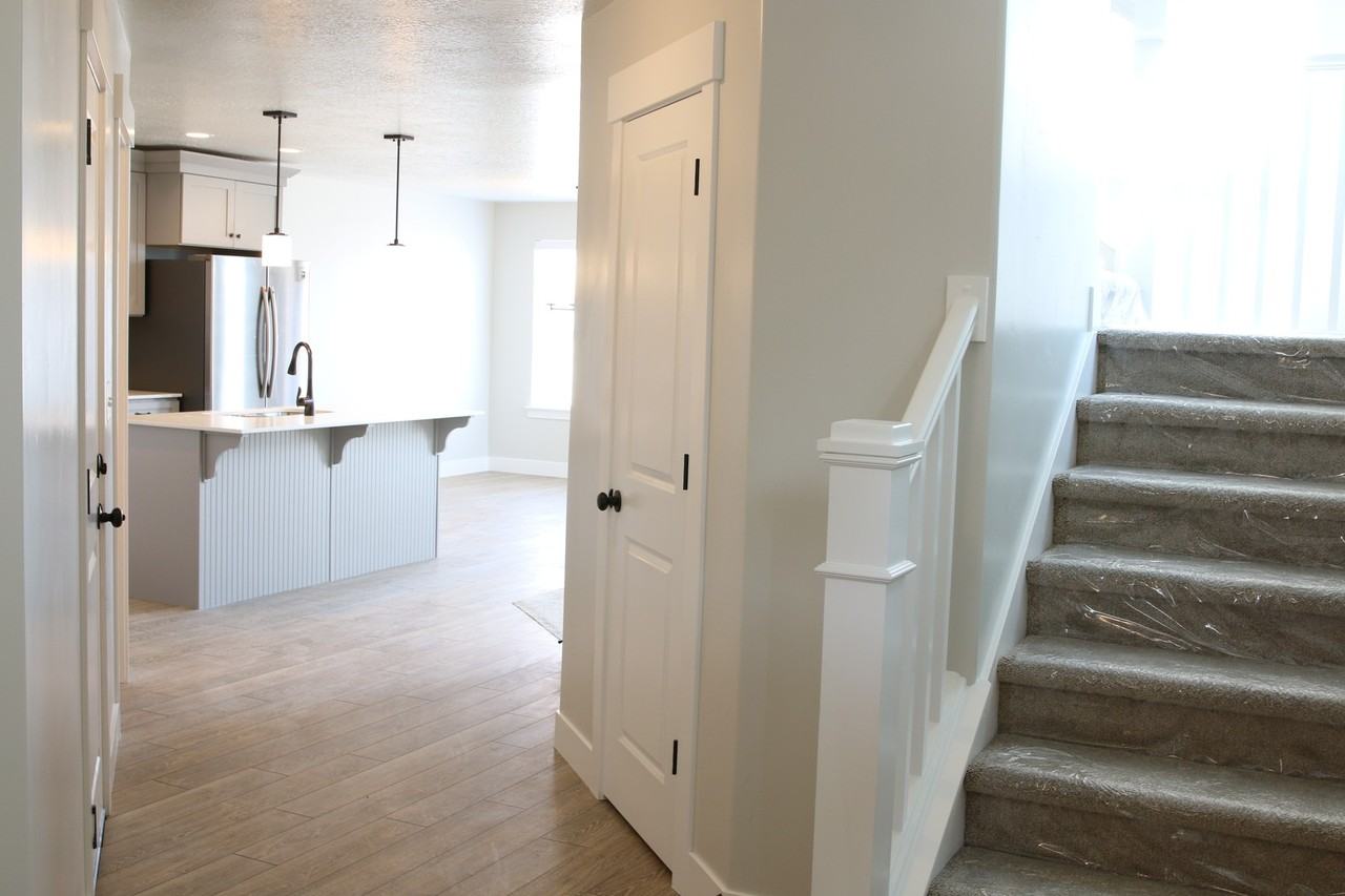 4036 West 1700 North - Photo 3 of 17