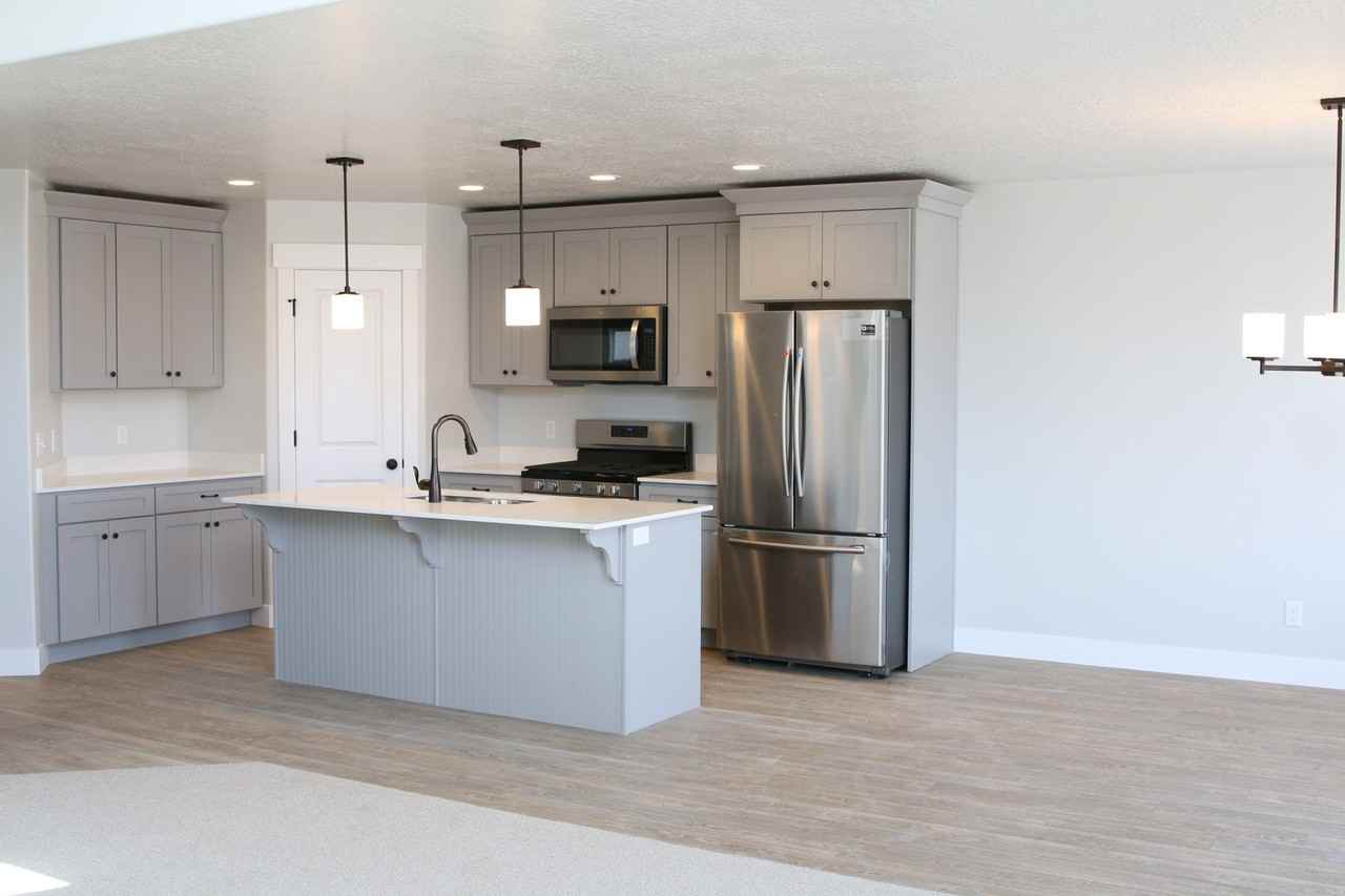 4036 West 1700 North - Photo 4 of 17