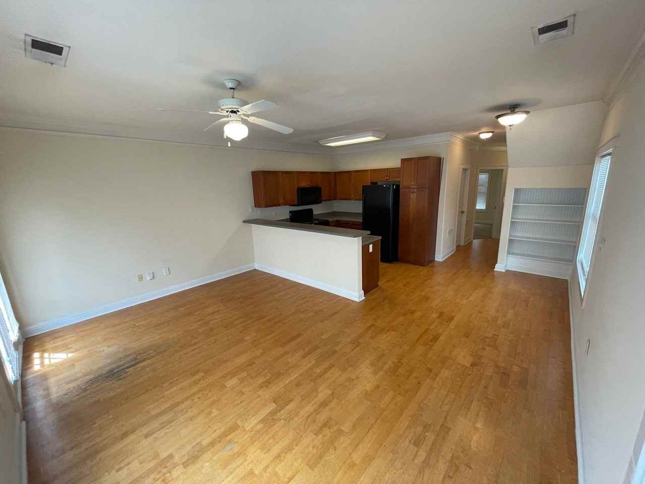 172 Ruth Dr - Photo 2 of 14