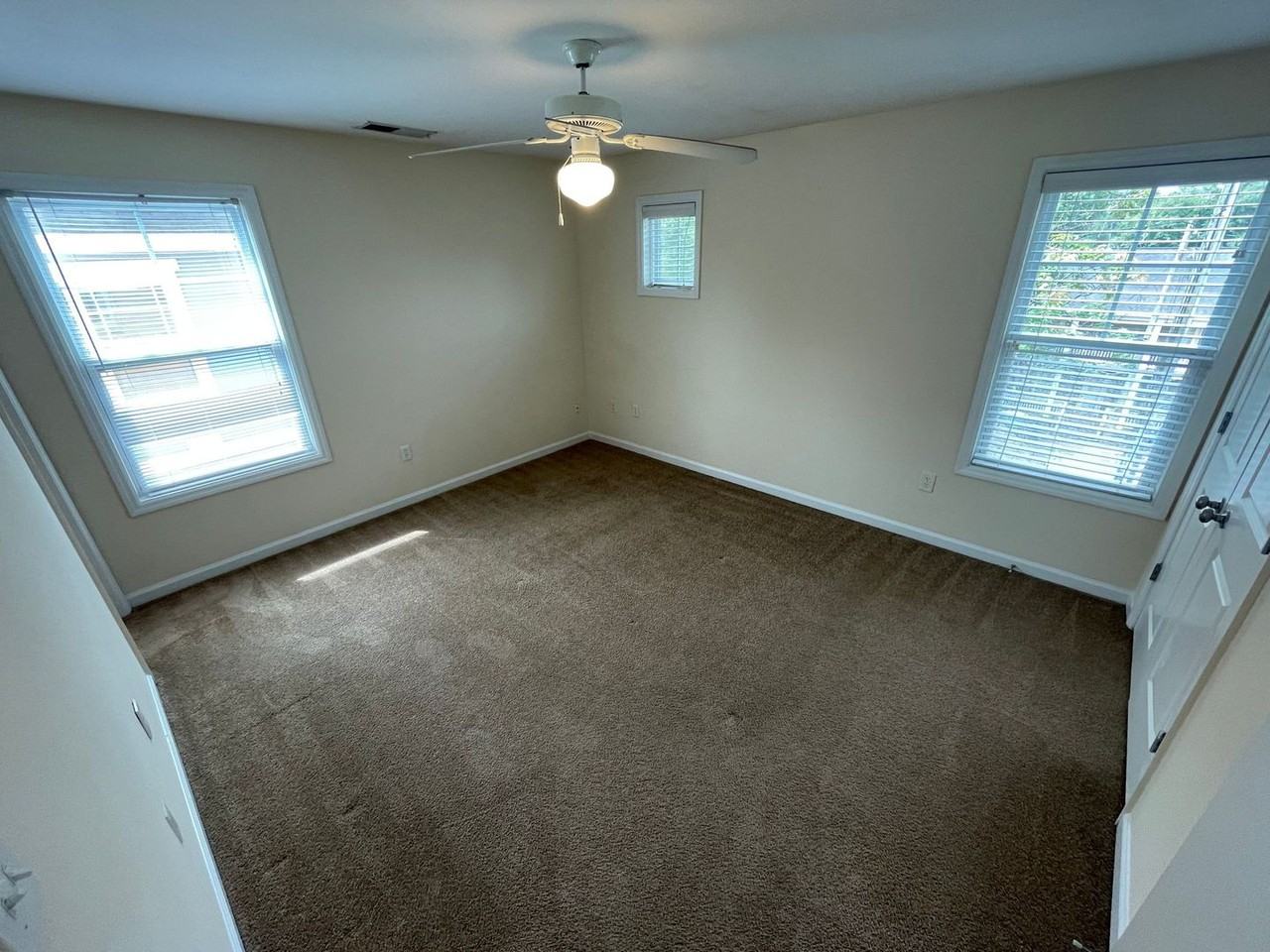 172 Ruth Dr - Photo 6 of 14