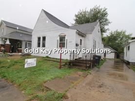 2435 Delaware St - Photo 1 of 1