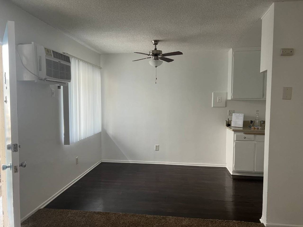 15537 Nordhoff Street #05 - Photo 4 of 9