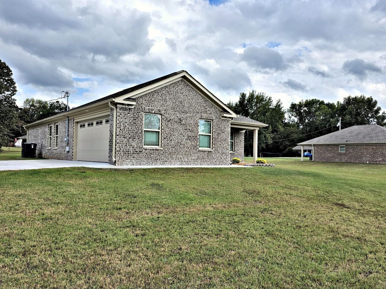 719 Ironwood Dr Sw - Photo 3 of 18