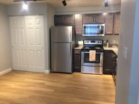 512 E Stoughton St - Photo 1 of 1