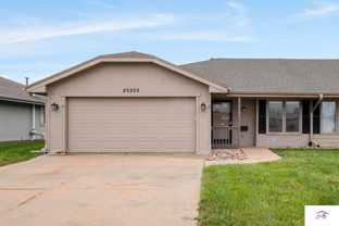 20205 Veterans Dr - Photo 1 of 1