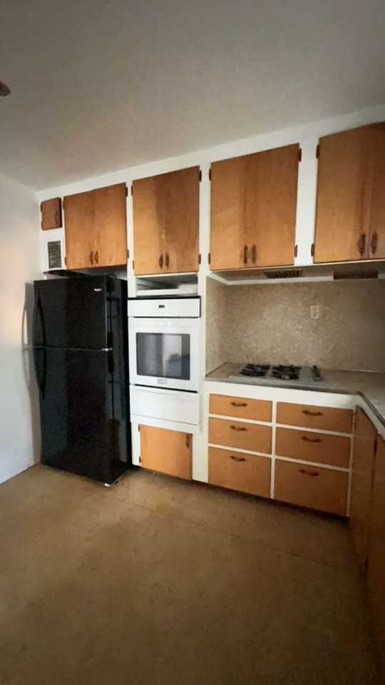 330 S Main Ave - Photo 7 of 31