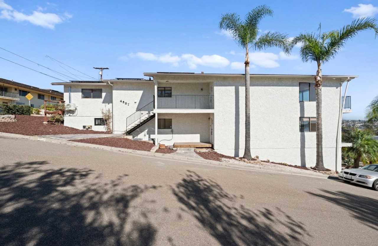 4887 Randall St #F - Photo 2 of 19