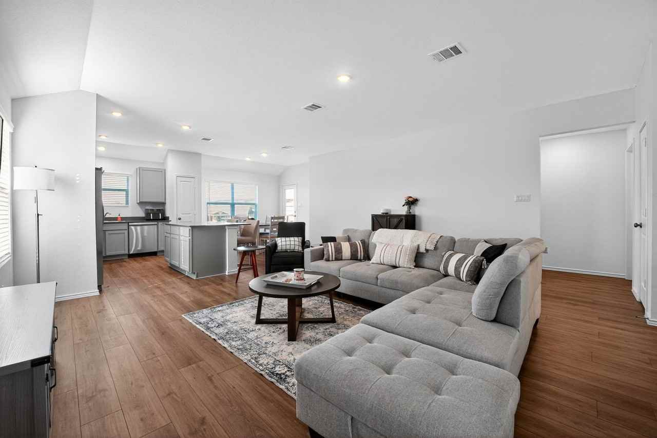 2420 Four Waters Loop - Photo 2 of 31