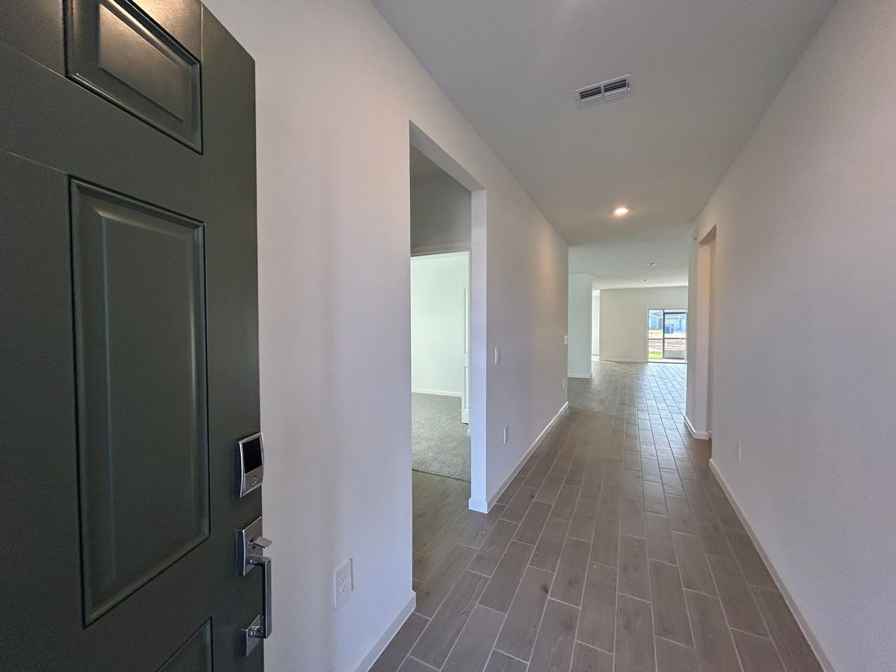 12419 Nw 139th Ct - Photo 2 of 38