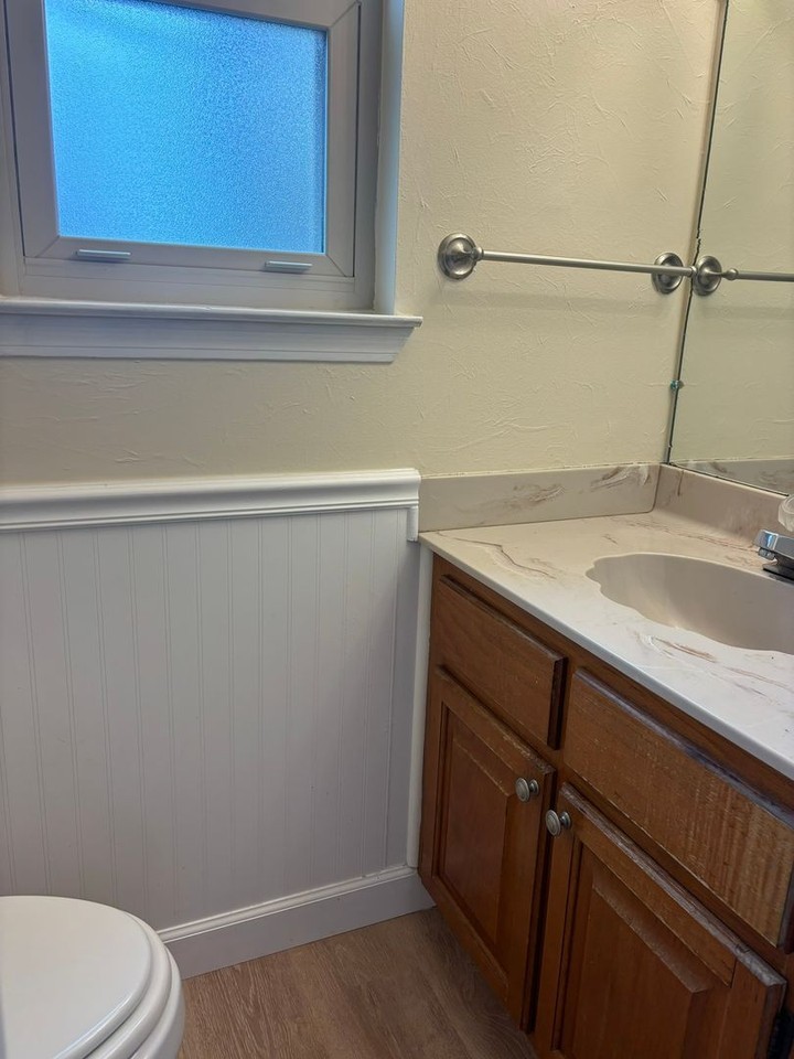 1520 Belmont Blvd - Photo 4 of 15