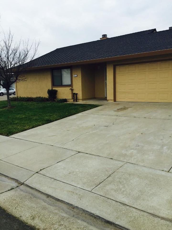 61 Wetherly Cir - Photo 3 of 12