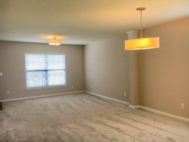 153 Pennsylvania Court - Photo 3 of 16