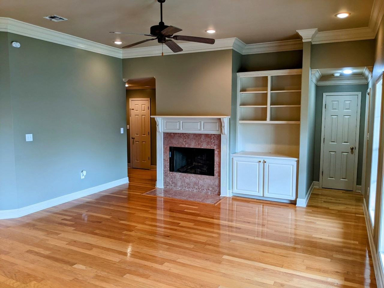 103 Gulls Pointe Dr - Photo 3 of 20