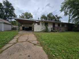 2106 Sw 72nd Ter - Photo 1 of 1