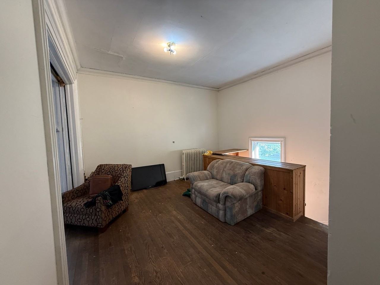 1114 King St - Photo 3 of 12