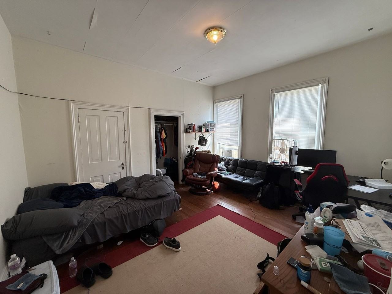 1114 King St - Photo 4 of 12