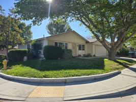 featured image of 43358 43358 27th St W; APN: 3112-006-001