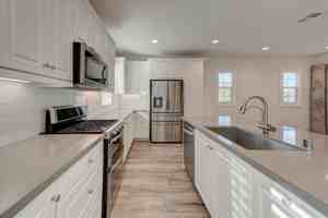 featured image of 946 Blackstone Dr