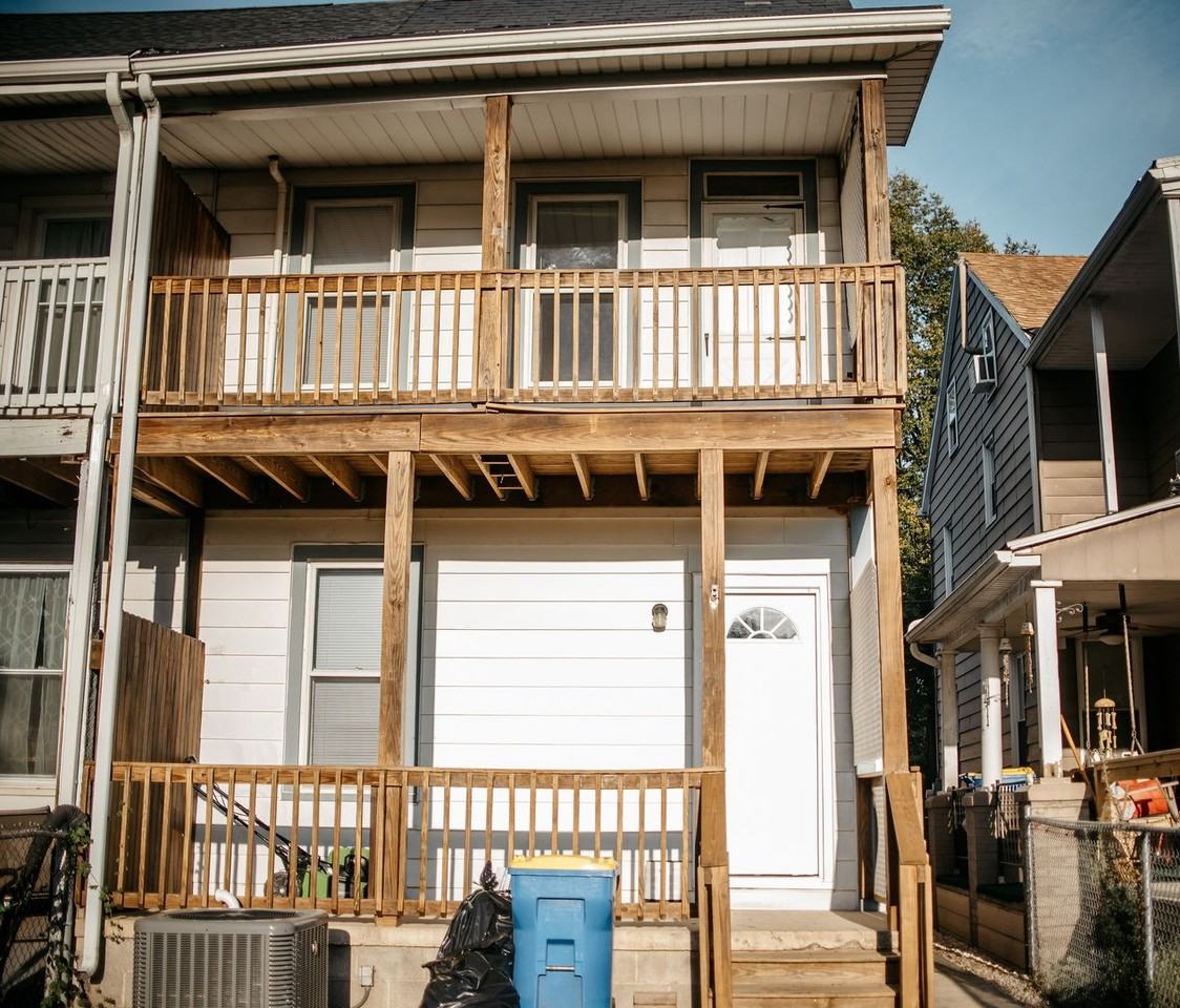352 South Catherine Street - Photo 2 of 35