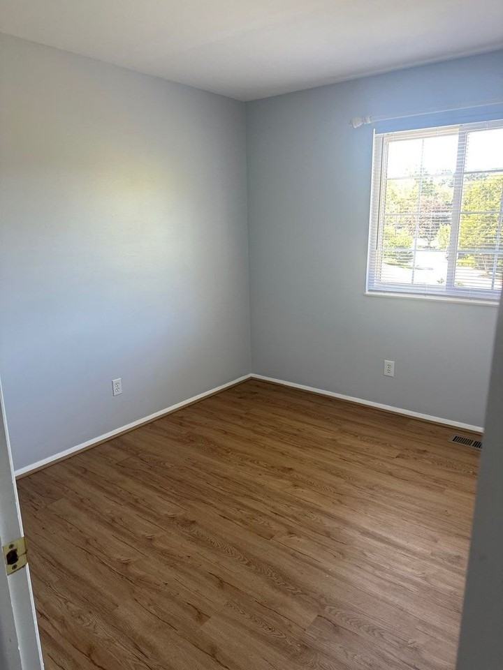 3905 Eaton Dr - Photo 7 of 29