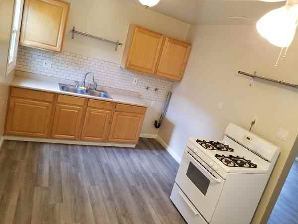 4092 Green House - Photo 2 of 7