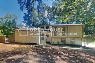 2742 Bentwood Dr - Photo 1 of 1