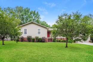 203 Bumblebee Dr - Photo 1 of 1