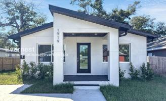 featured image of 1919 21st St S