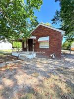 featured image of 5134 Hereford St