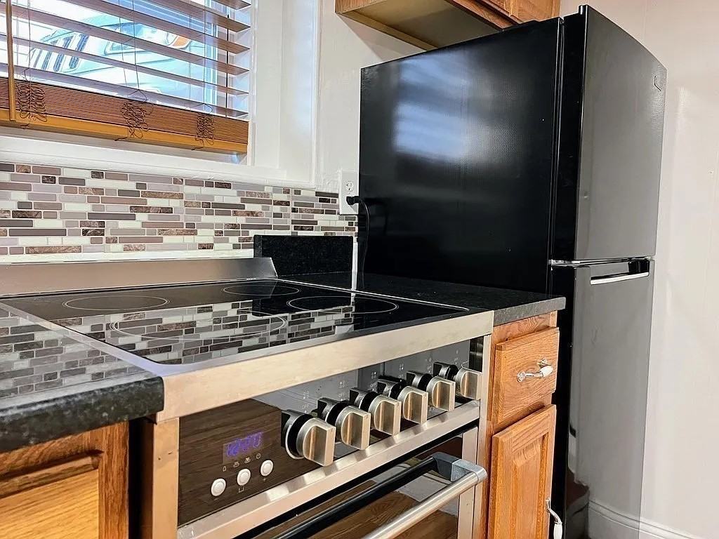 47 Bickford Avenue #B - Photo 3 of 8