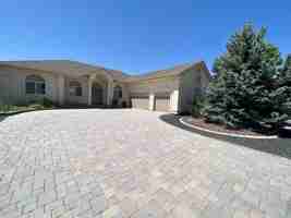 featured image of 924 Springfield Dr #NA