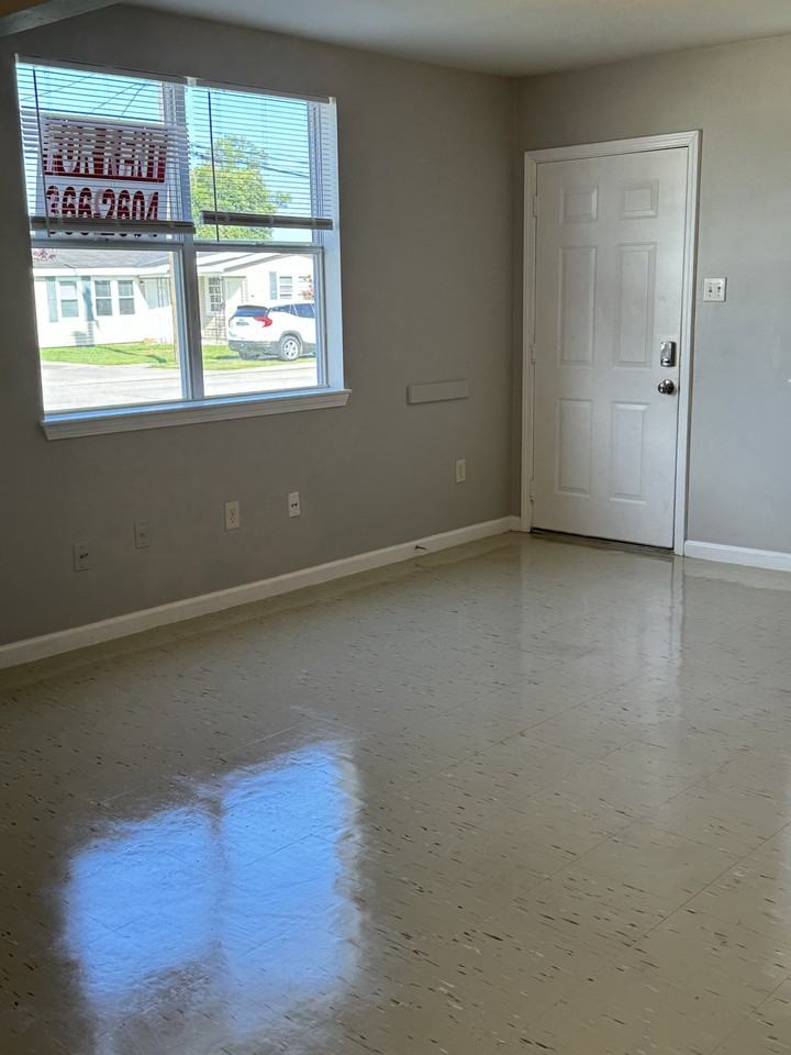 2407 Rose Dr #2407 - Photo 5 of 17