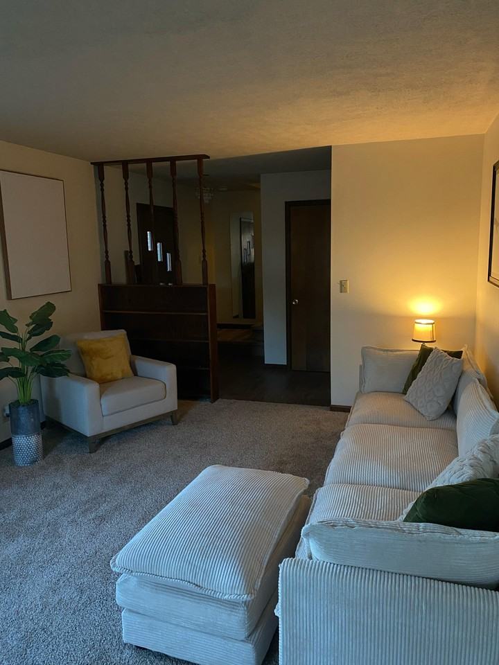 1101 Mimosa Ct - Photo 4 of 14