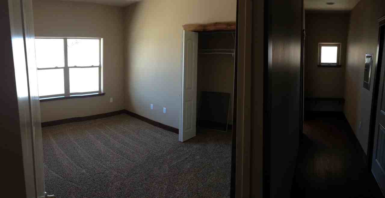 2888 Overlook Blvd #2888 - Photo 7 of 8