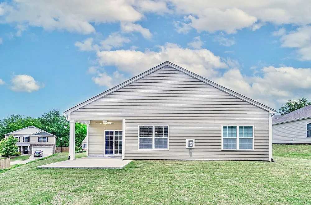 245 Hartwood Lake Ln #NA - Photo 3 of 21