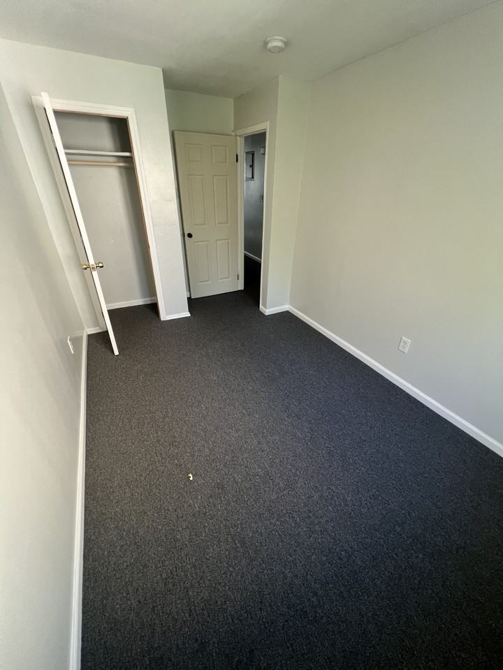 123 Watkins St #1 - Photo 6 of 7