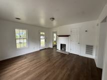 512 N Hill St #NA - Photo 1 of 1